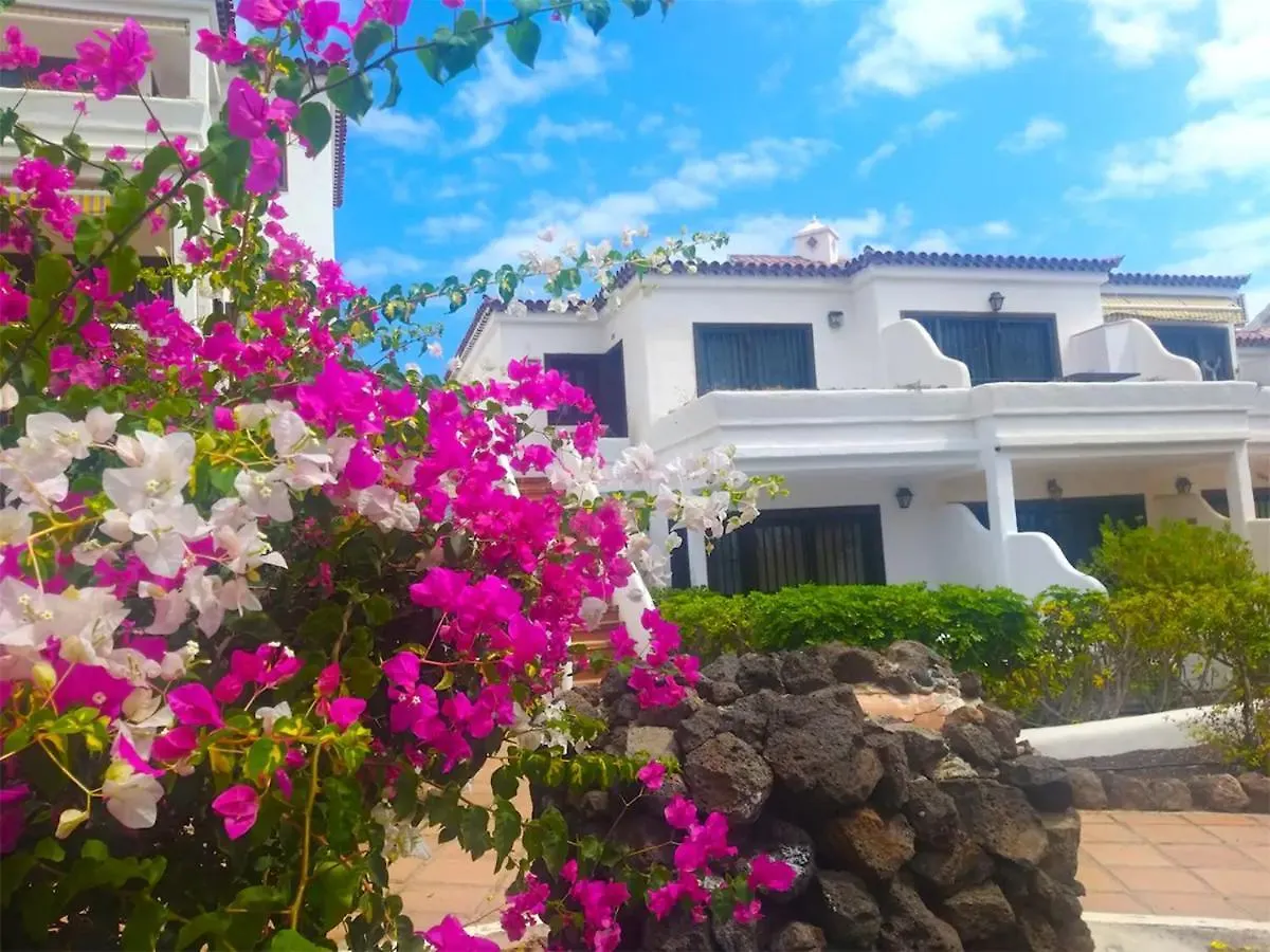 Cosy 2 Bed Apartment In Amarilla Golf - Virgo San Miguel de Abona